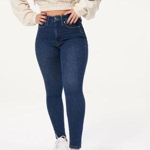 Good American Always fits skinny jeans good waist